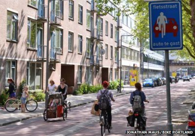 _69167072_dutchbikes_prioritystreet_portland_464