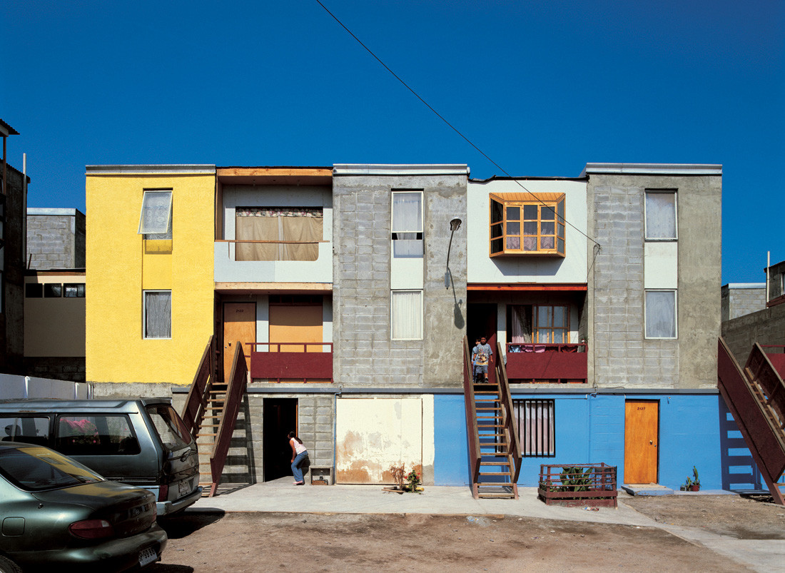 Housing activist wins Pritzker Prize